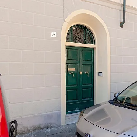 Διαμέρισμα Seaside - Free Parking Λιβόρνο